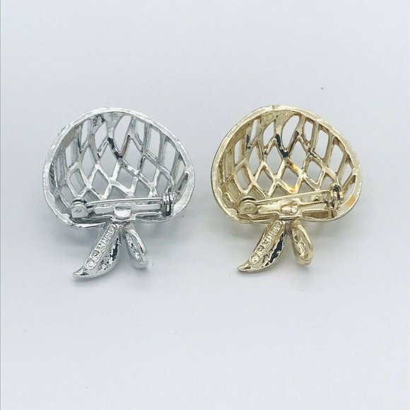 Gerry's Vintage Lattice Textured Apple Brooch Pens - Picture 6 of 9